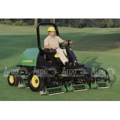 Бензиновая газонокосилка для фейрвея  Jonh Deere - 3235 С  в Ижевске